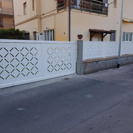 Casa Trilli Grottammare Exterior foto